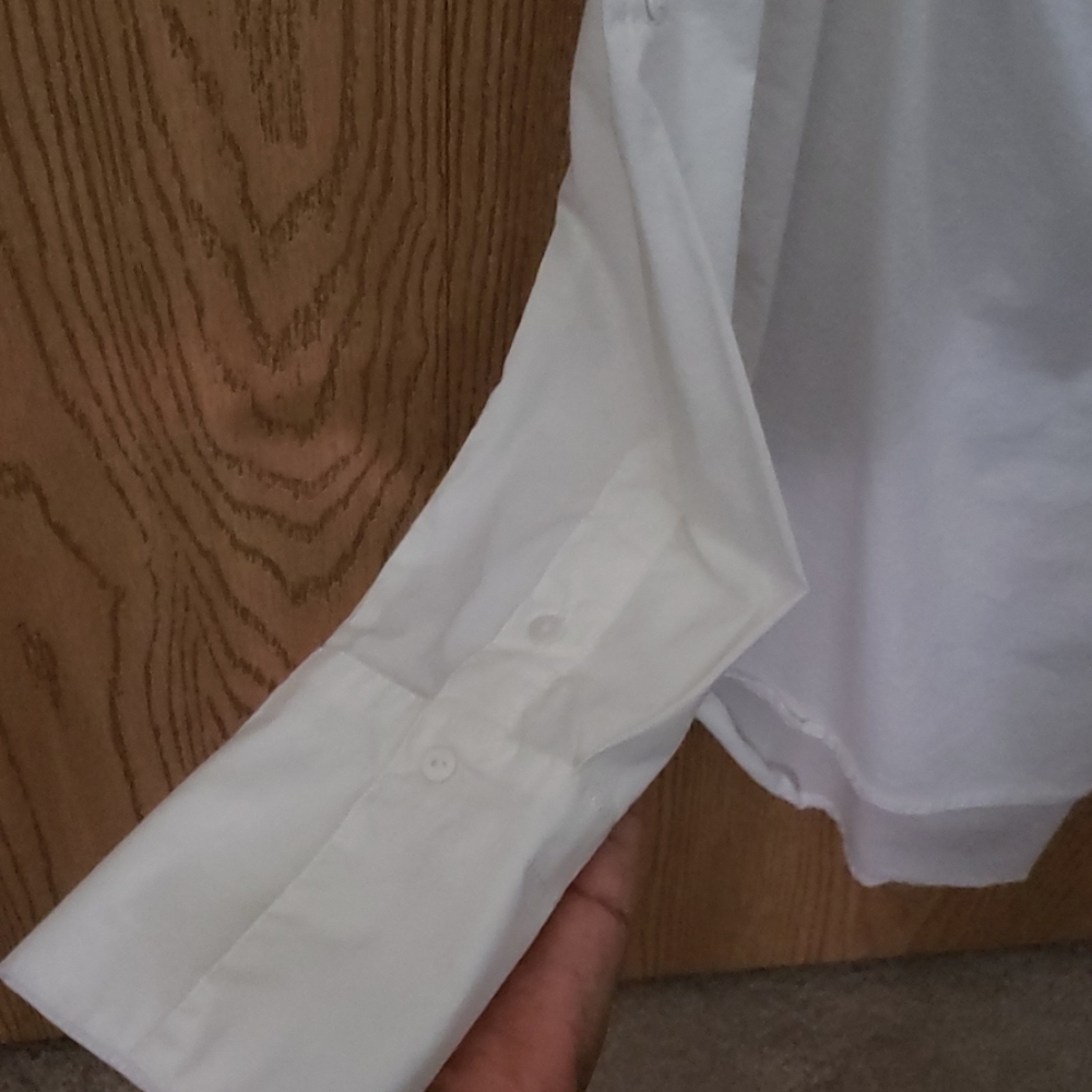 Shirt - Picture 3 of 4
